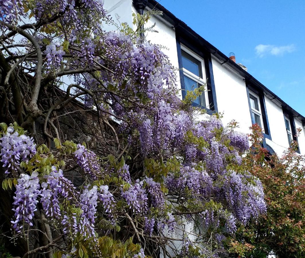 The White House Guest House Penrith Exterior foto