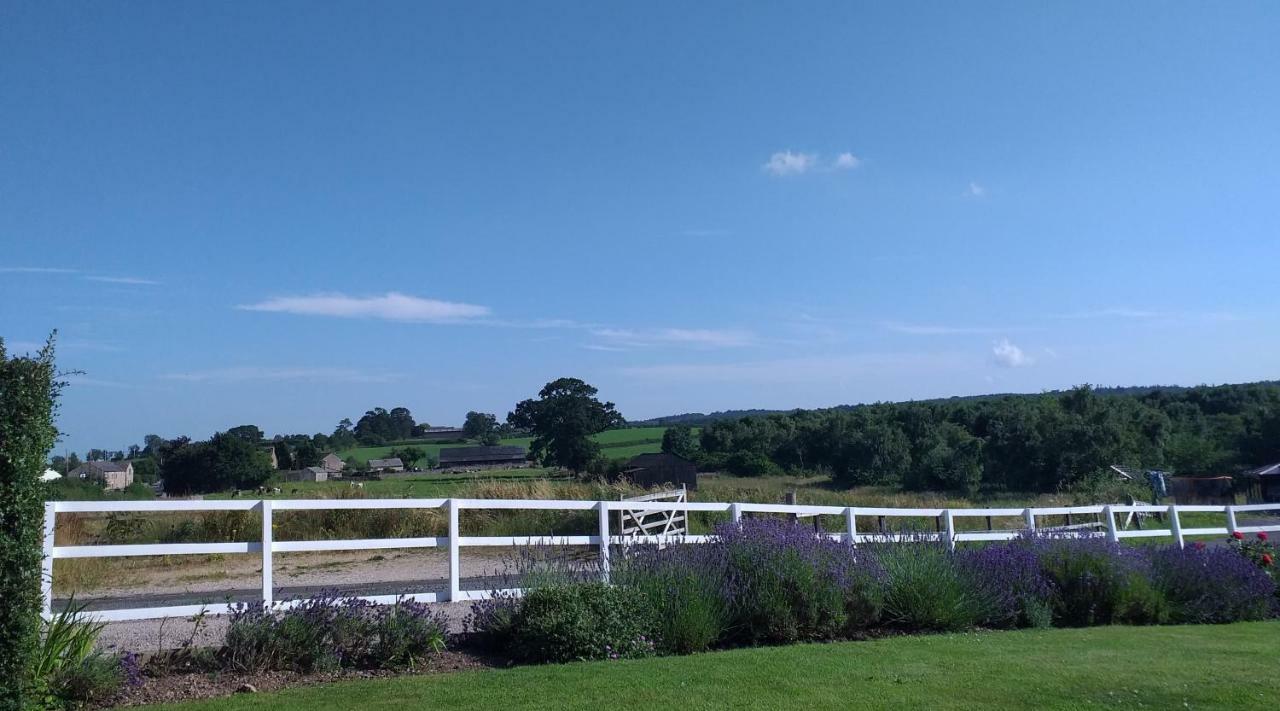 The White House Guest House Penrith Exterior foto